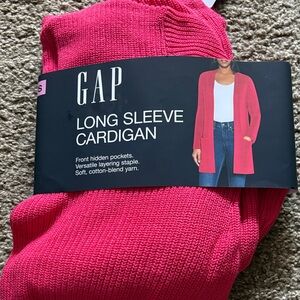 GAP Women's Bright Pink Long Sleeve Cardigan